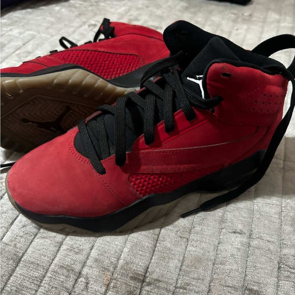 Red Jordan Basketball Shoes - Picture 9 of 9